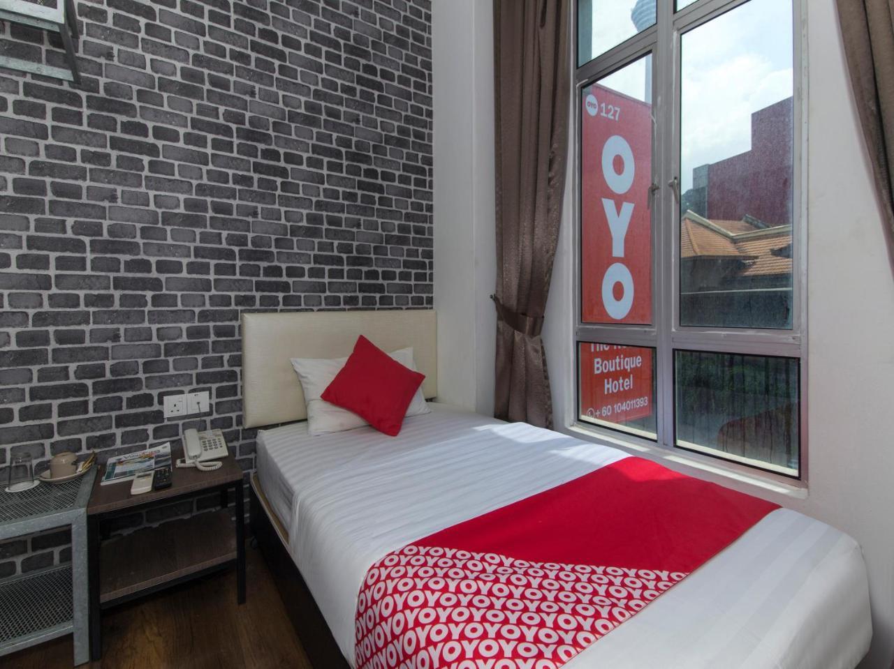 Oyo 127 The Reeds Hotel Kuala Lumpur Exterior photo