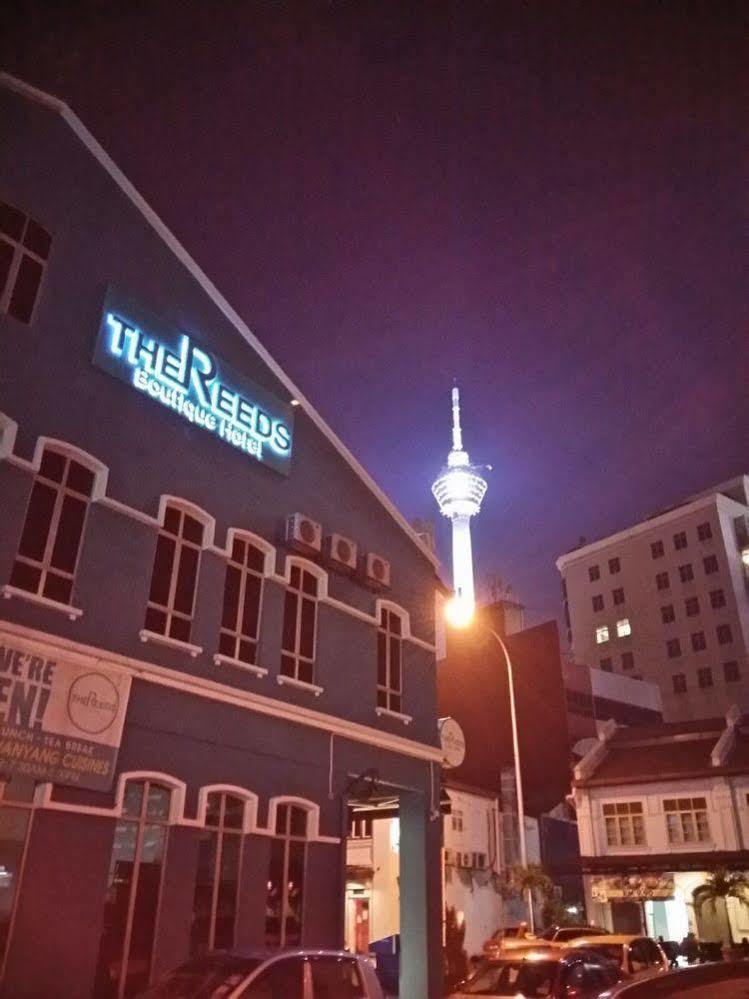 Oyo 127 The Reeds Hotel Kuala Lumpur Exterior photo