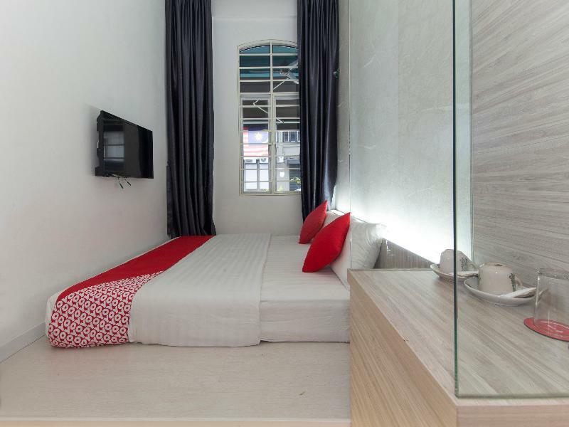 Oyo 127 The Reeds Hotel Kuala Lumpur Exterior photo