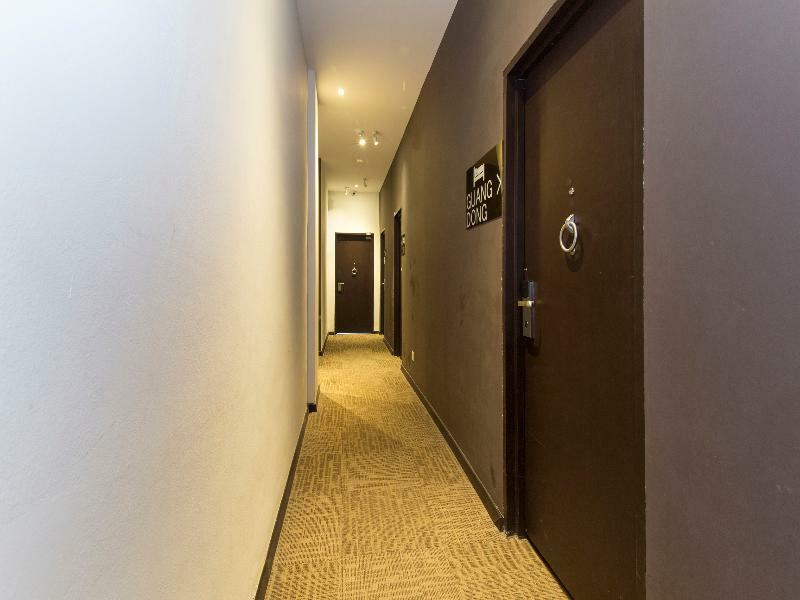 Oyo 127 The Reeds Hotel Kuala Lumpur Exterior photo